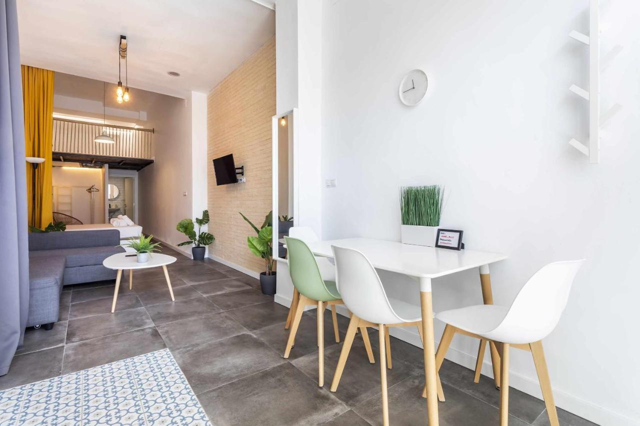 Noguera A Apartment On The Beach Валенсия Екстериор снимка